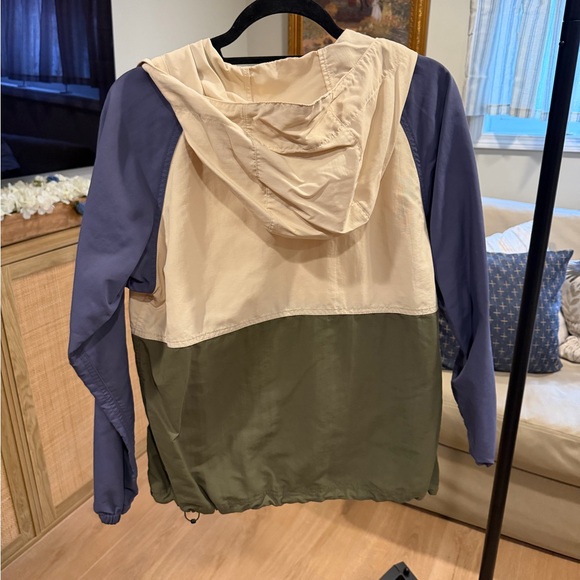 L.L. Bean Classic Anorak Colorblock Jacket - Picture 2 of 3